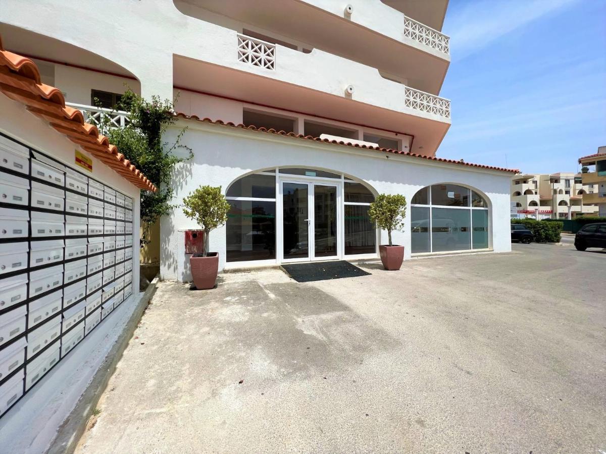 Albufeira Twins 1 With Pool By Homing Apartman Kültér fotó